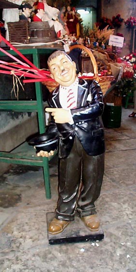 ollie statue